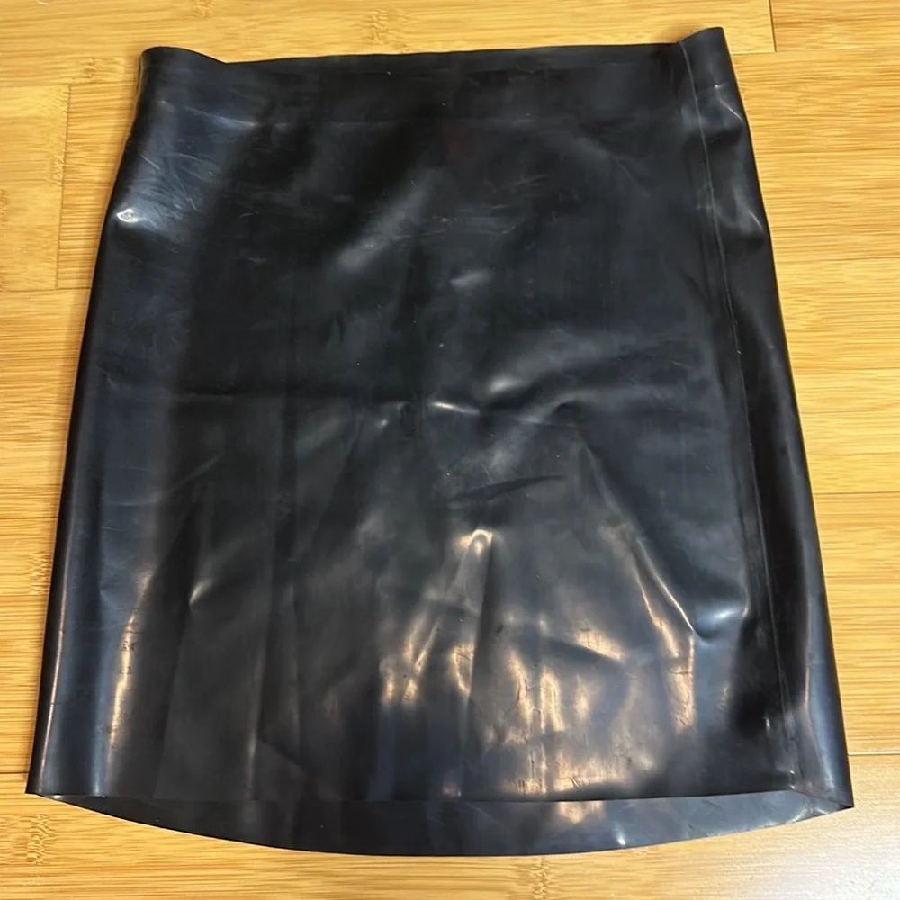SKIMS Black Shiny Mini Skirt